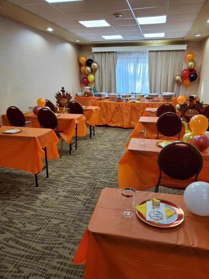 Comfort Suites Columbia Northeast - Fort Jackson エクステリア 写真