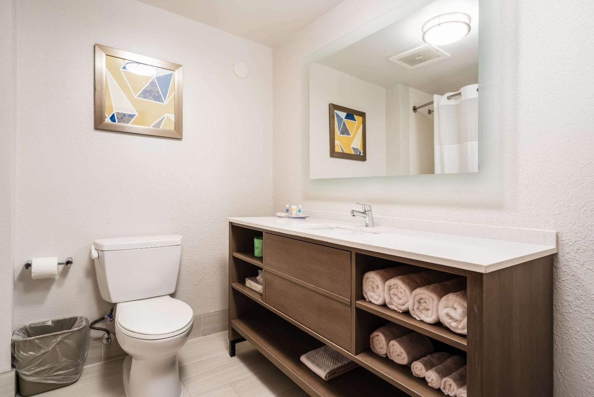 Comfort Suites Columbia Northeast - Fort Jackson エクステリア 写真