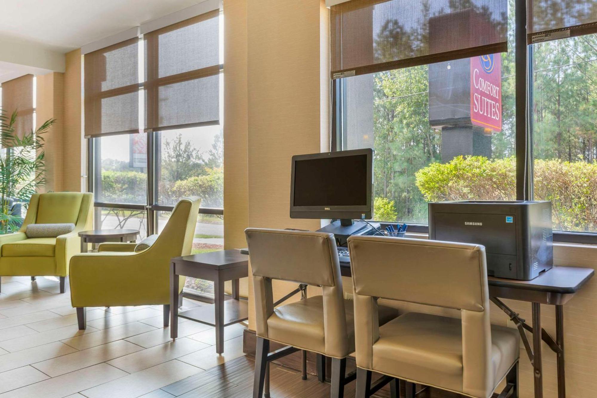 Comfort Suites Columbia Northeast - Fort Jackson エクステリア 写真