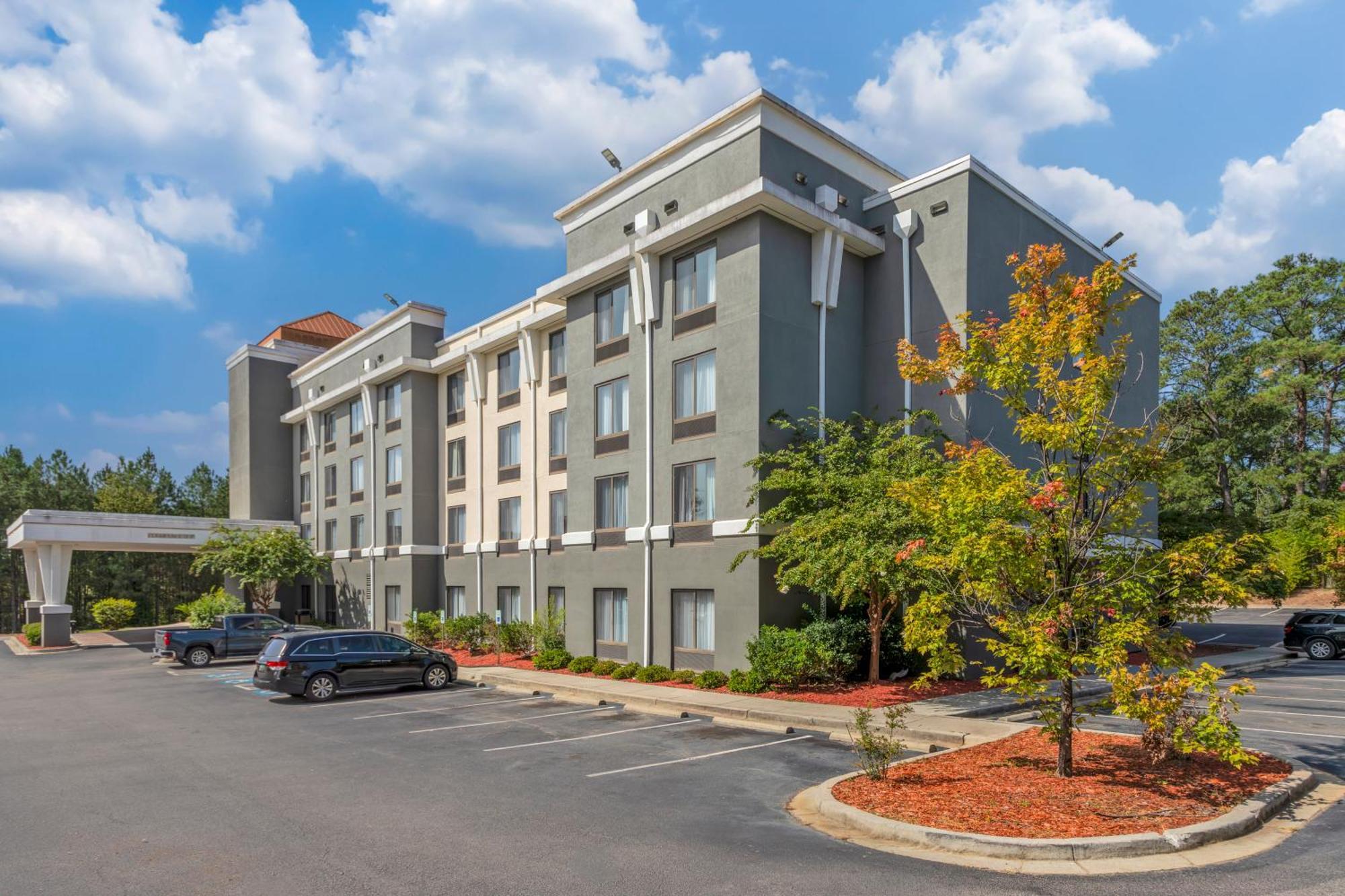 Comfort Suites Columbia Northeast - Fort Jackson エクステリア 写真